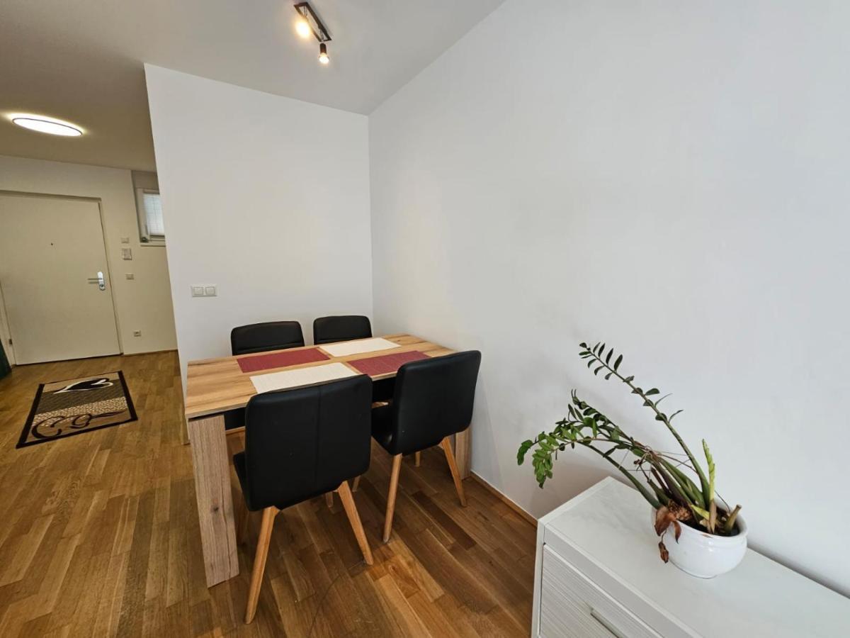 Stylish Apartment In Innsbruck + 1 Parking Spot エクステリア 写真