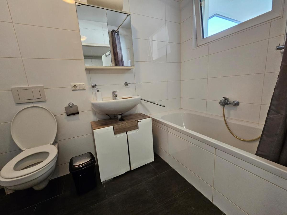 Stylish Apartment In Innsbruck + 1 Parking Spot エクステリア 写真